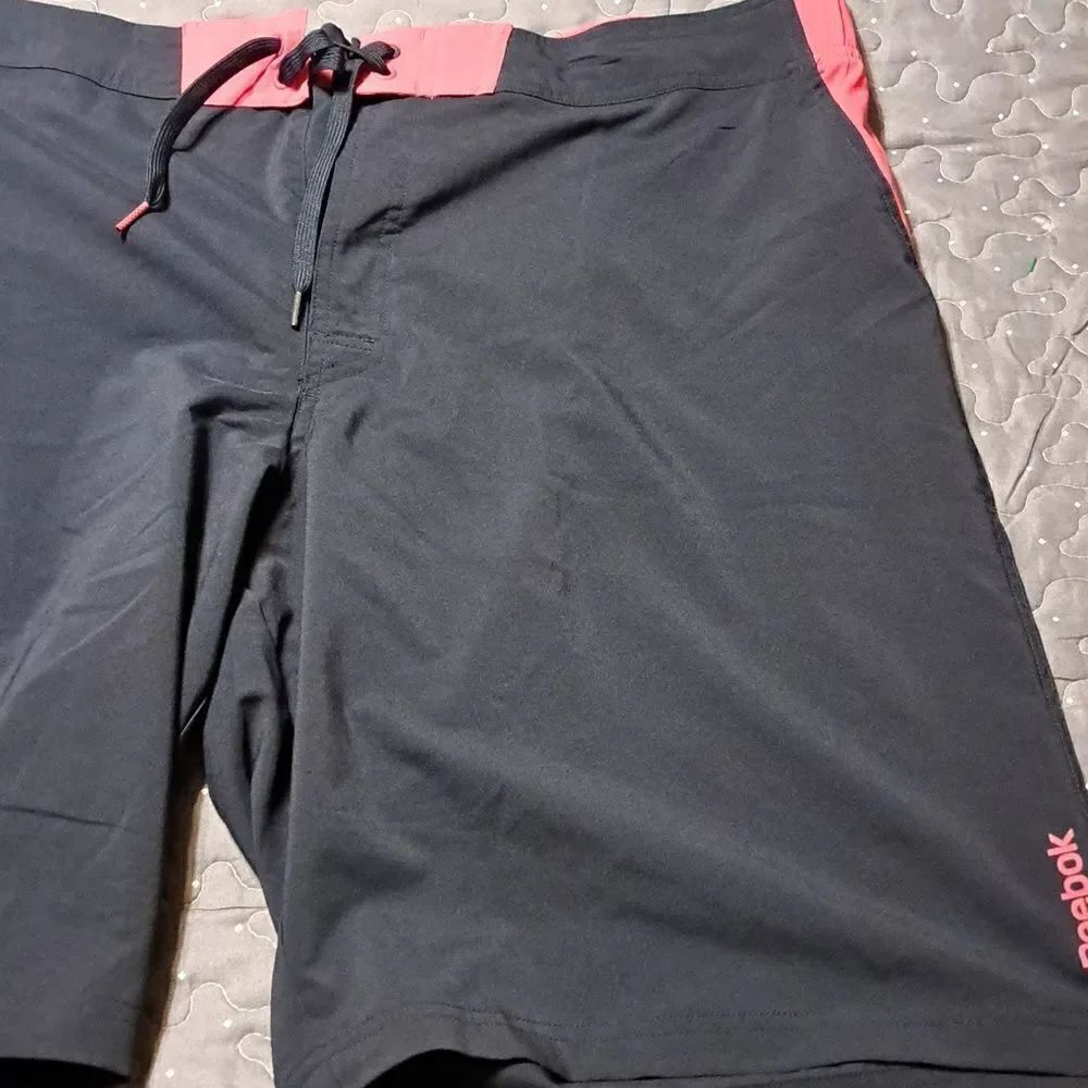 Reebok board shorts size 2XL - Picture 1 of 4